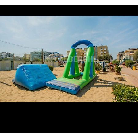 Hotel Silvana Beach Rimini Exterior foto